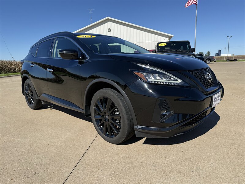 2024 Nissan Murano SV  AWD - Photo 1 - Lone Tree, IA 52755