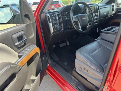 2014 Chevrolet Silverado 1500 LTZ  Crew Cab 4x4 - Photo 9 - Lone Tree, IA 52755