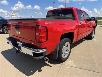 2014 Chevrolet Silverado 1500 LTZ  Crew Cab 4x4 - Photo 6 - Lone Tree, IA 52755
