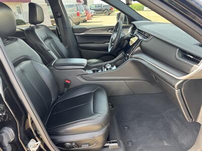 2024 Jeep Grand Cherokee L Limited  4x4 - Photo 14 - Lone Tree, IA 52755