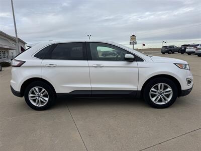 2017 Ford Edge SEL  AWD - Photo 4 - Lone Tree, IA 52755