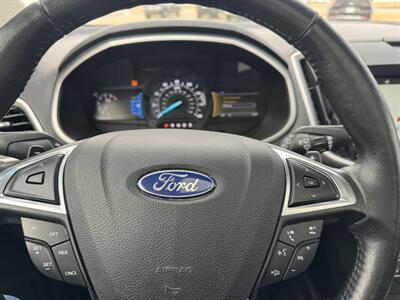 2017 Ford Edge SEL  AWD - Photo 12 - Lone Tree, IA 52755