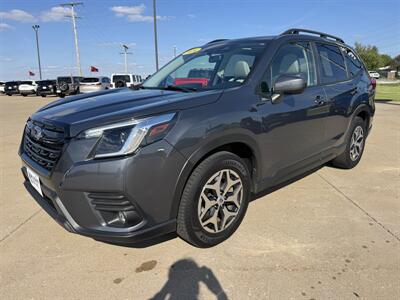 2024 Subaru Forester Premium AWD - Photo 2 - Lone Tree, IA 52755