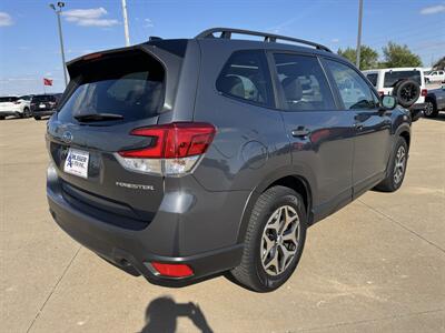 2024 Subaru Forester Premium AWD - Photo 4 - Lone Tree, IA 52755