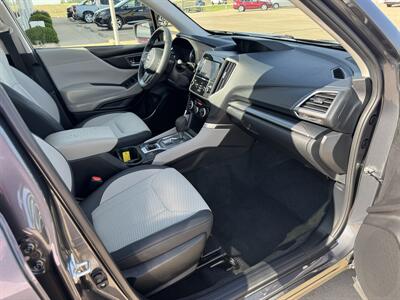 2024 Subaru Forester Premium AWD - Photo 16 - Lone Tree, IA 52755
