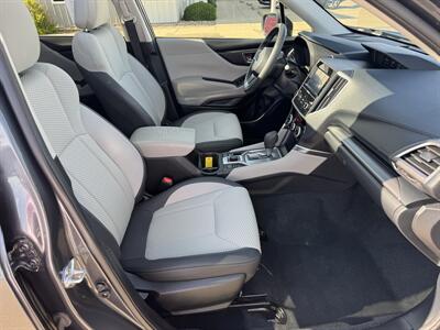 2024 Subaru Forester Premium AWD - Photo 17 - Lone Tree, IA 52755