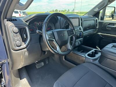 2022 Chevrolet Silverado 1500 RST  Crew Cab 4x4 - Photo 9 - Lone Tree, IA 52755