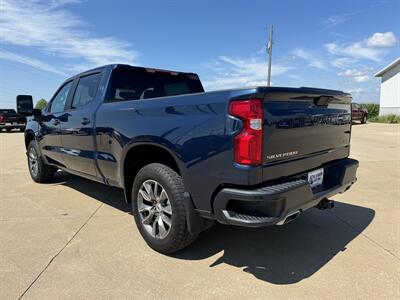 2022 Chevrolet Silverado 1500 RST  Crew Cab 4x4 - Photo 5 - Lone Tree, IA 52755