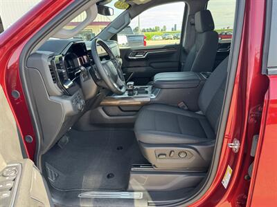 2024 Chevrolet Silverado 1500 RST Crew Cab 4x4 - Photo 8 - Lone Tree, IA 52755