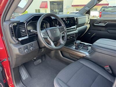 2024 Chevrolet Silverado 1500 RST Crew Cab 4x4 - Photo 7 - Lone Tree, IA 52755
