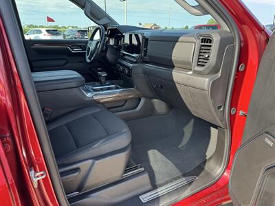 2024 Chevrolet Silverado 1500 RST Crew Cab 4x4 - Photo 17 - Lone Tree, IA 52755