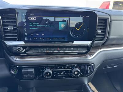 2024 Chevrolet Silverado 1500 RST Crew Cab 4x4 - Photo 11 - Lone Tree, IA 52755