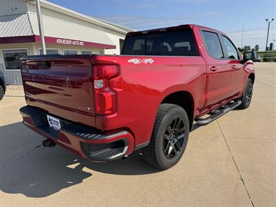 2024 Chevrolet Silverado 1500 RST Crew Cab 4x4 - Photo 4 - Lone Tree, IA 52755