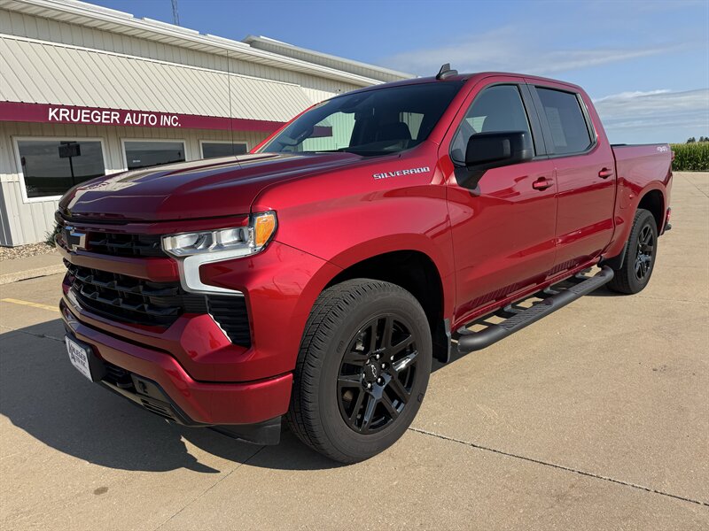 2024 Chevrolet Silverado 1500 RST  Crew Cab 4x4