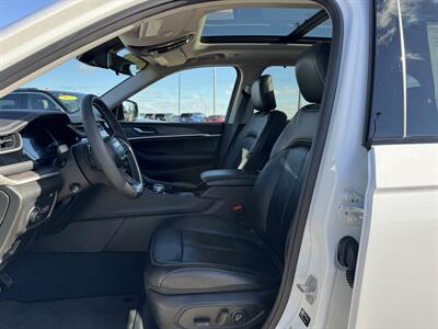 2023 Jeep Grand Cherokee 4xe  4x4 - Photo 8 - Lone Tree, IA 52755