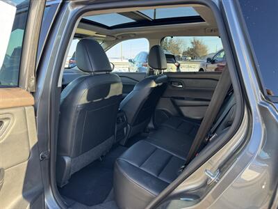 2023 Nissan Rogue SV  AWD - Photo 13 - Lone Tree, IA 52755