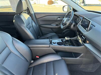 2023 Nissan Rogue SV  AWD - Photo 16 - Lone Tree, IA 52755