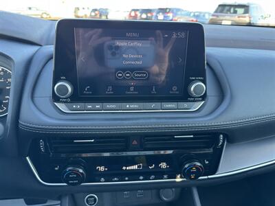 2023 Nissan Rogue SV  AWD - Photo 11 - Lone Tree, IA 52755