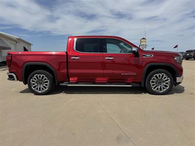 2022 GMC Sierra 1500 SLT  Crew Cab - Photo 3 - Lone Tree, IA 52755