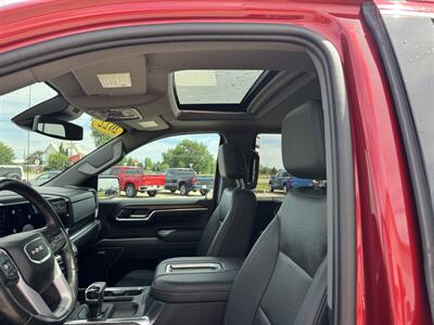 2022 GMC Sierra 1500 SLT  Crew Cab - Photo 9 - Lone Tree, IA 52755