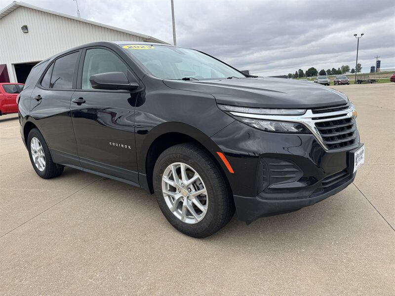 2023 Chevrolet Equinox LS  AWD