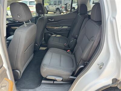 2023 GMC Acadia SLE  AWD - Photo 14 - Lone Tree, IA 52755