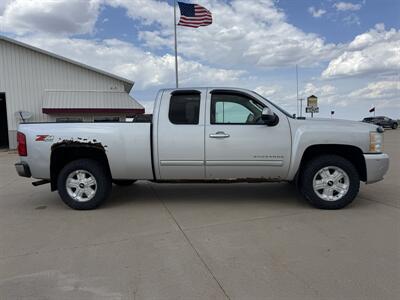 2011 Chevrolet Silverado 1500 LTZ  Ext Cab 4x4 - Photo 3 - Lone Tree, IA 52755