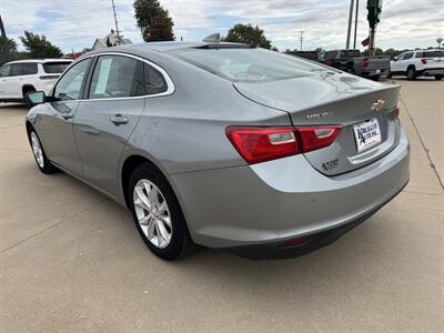 2024 Chevrolet Malibu LT - Photo 8 - Lone Tree, IA 52755