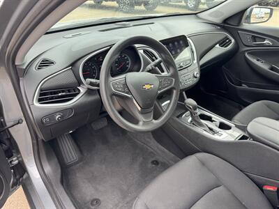 2024 Chevrolet Malibu LT - Photo 15 - Lone Tree, IA 52755