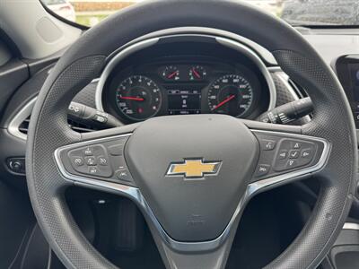 2024 Chevrolet Malibu LT - Photo 20 - Lone Tree, IA 52755
