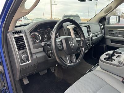 2017 RAM 1500 SLT  Crew Cab 4x4 - Photo 11 - Lone Tree, IA 52755