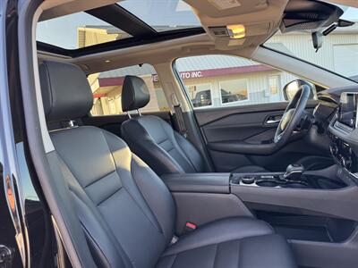 2023 Nissan Rogue SV - Photo 14 - Lone Tree, IA 52755