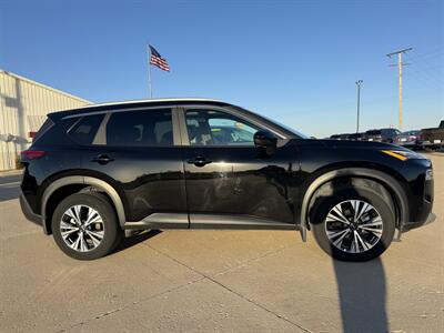 2023 Nissan Rogue SV - Photo 4 - Lone Tree, IA 52755