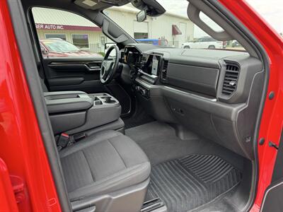 2024 Chevrolet Silverado 1500 LT Crew Cab 4x4 - Photo 15 - Lone Tree, IA 52755
