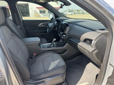 2023 Chevrolet Traverse LT AWD - Photo 14 - Lone Tree, IA 52755
