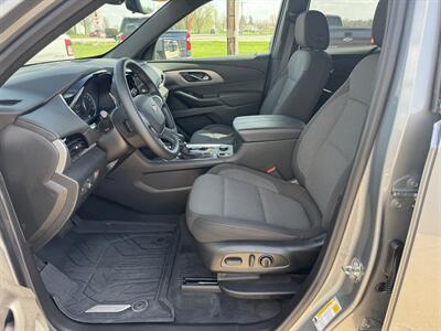 2023 Chevrolet Traverse LT AWD - Photo 9 - Lone Tree, IA 52755