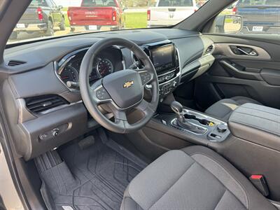 2023 Chevrolet Traverse LT AWD - Photo 7 - Lone Tree, IA 52755