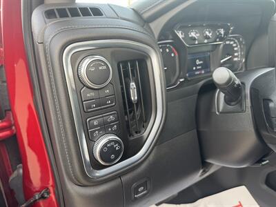 2022 GMC Sierra 1500 Limited Elevation  Crew Cab 4x4 - Photo 12 - Lone Tree, IA 52755