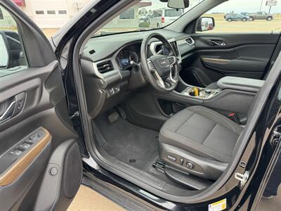 2023 GMC Acadia SLE  AWD - Photo 9 - Lone Tree, IA 52755