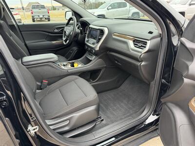 2023 GMC Acadia SLE  AWD - Photo 17 - Lone Tree, IA 52755