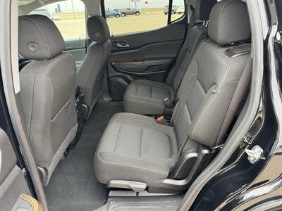 2023 GMC Acadia SLE  AWD - Photo 14 - Lone Tree, IA 52755