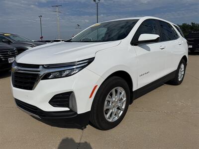2022 Chevrolet Equinox LT   - Photo 2 - Lone Tree, IA 52755