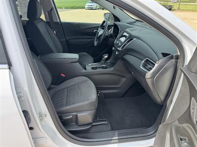 2022 Chevrolet Equinox LT   - Photo 14 - Lone Tree, IA 52755