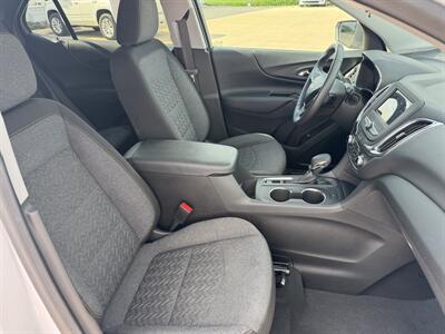 2022 Chevrolet Equinox LT   - Photo 13 - Lone Tree, IA 52755