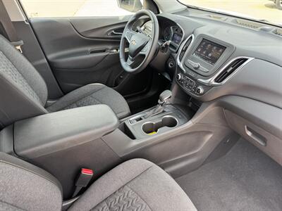 2022 Chevrolet Equinox LT   - Photo 12 - Lone Tree, IA 52755