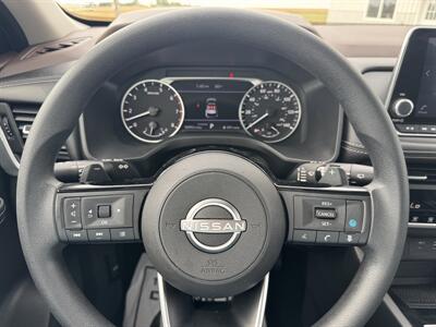 2023 Nissan Rogue SV   - Photo 10 - Lone Tree, IA 52755