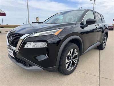 2023 Nissan Rogue SV   - Photo 2 - Lone Tree, IA 52755