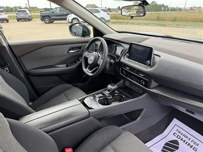 2023 Nissan Rogue SV   - Photo 13 - Lone Tree, IA 52755