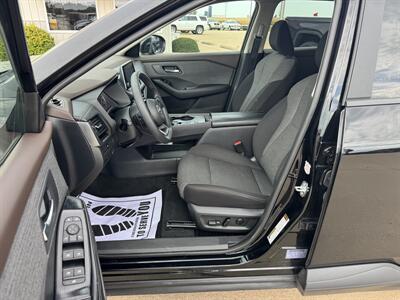 2023 Nissan Rogue SV   - Photo 9 - Lone Tree, IA 52755