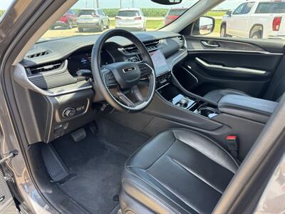 2022 Jeep Grand Cherokee L Limited  4x4 - Photo 10 - Lone Tree, IA 52755